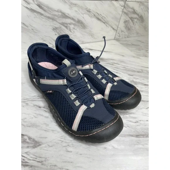 J-41 | Shoes | J4 Waterready Outdoor Hiking Sneakers Euc  display picture 3
